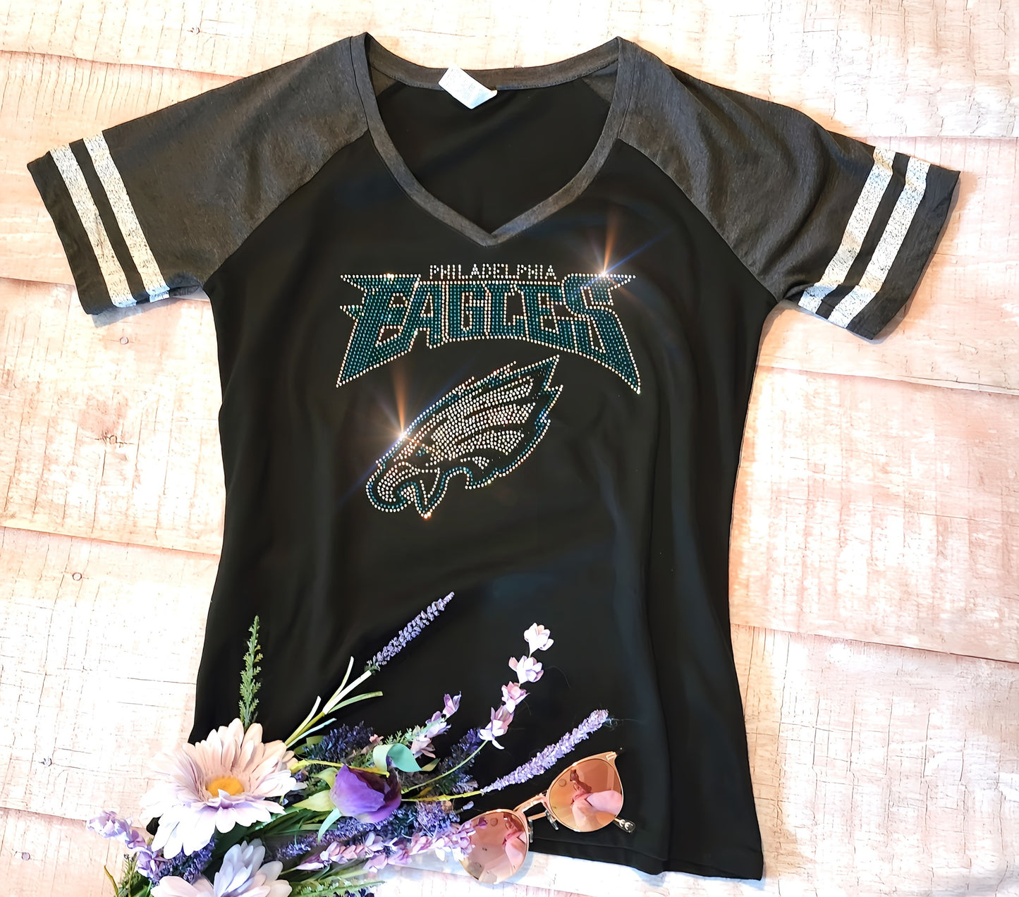 Rhinestone Eagles Women's Relaxed Fit V-Neck T-shirt Striped Sleeve Bling Philadelphia Eagles